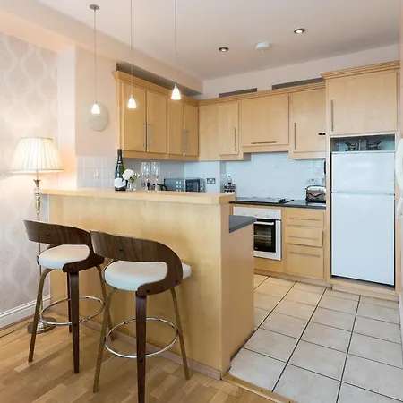 Apartman Sea View Luxury City Centre - Best Location Galway