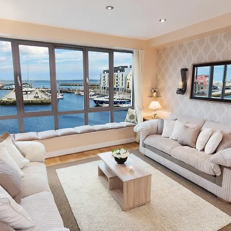 Sea View Luxury City Centre - Best Location Apartman *