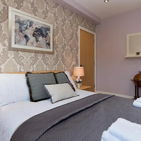 Sea View Luxury City Centre - Best Location *